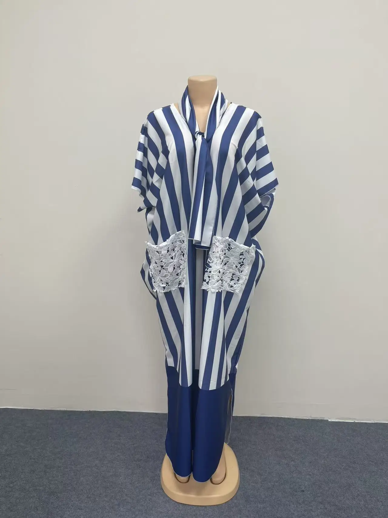 2026 Collection African Style Women's Plus-Size Dashiki V-Neck Striped Knitted Top Long Made Polyester for Loose Vacation Wear - 图片 5