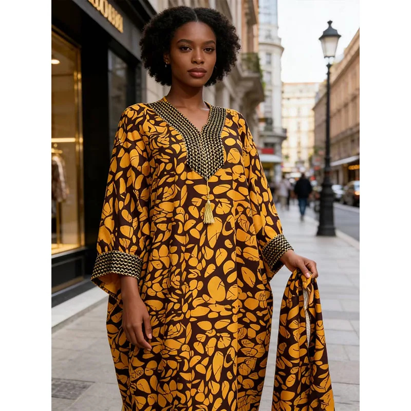 2026 New Cross-Border Fashion Women's Dashiki Print Rhinestone V-Neck Middle Eastern Plus Size African Summer Loose Fit - Image 3